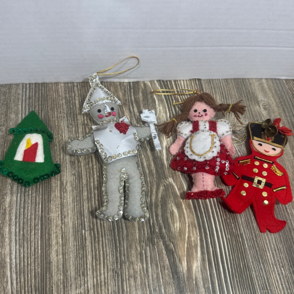 Vintage Felt Christmas Ornaments Lot Tin Man Toy Soldier Dorothy Lantern‎ Japan